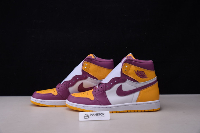 AIR JORDAN 1 HIGH OG “BROTHERHOOD” 555088-706