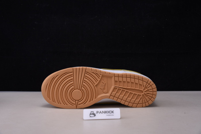 Nike Dunk Low Yellow Strike (W) - DM9467-700