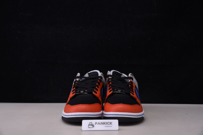 NBA x Nike Dunk Low EMB Knicks DD3363-002