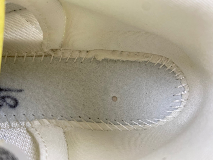 Sacai x VaporWaffle “Tour Yellow ” DD1875-101