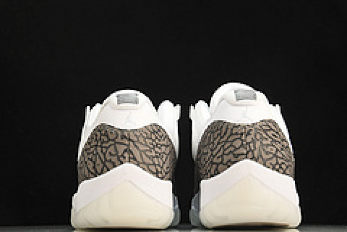 Air Jordan 11 Low AJ11 WMNS “Yellow Snakeskin” AV2187-140