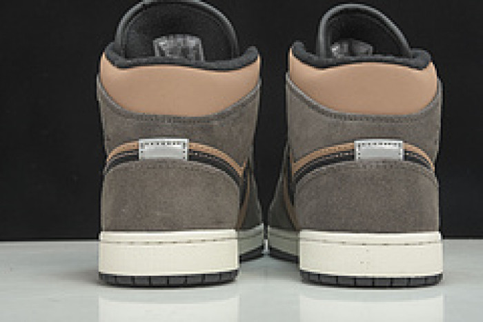 Jordan 1 Mid SE Dark Chocolate - DC7294-200