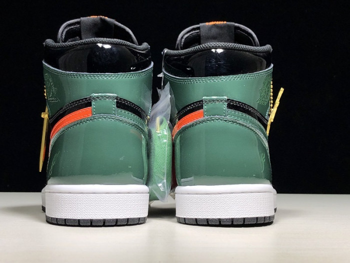 SOLEFLY X AIR JORDAN 1 HIGH “FRIENDS & FAMILY” AV3905-038