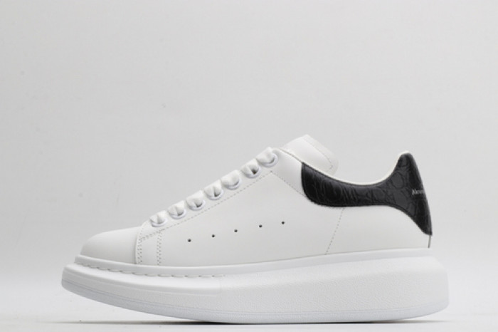 Alexander McQueen sneaker