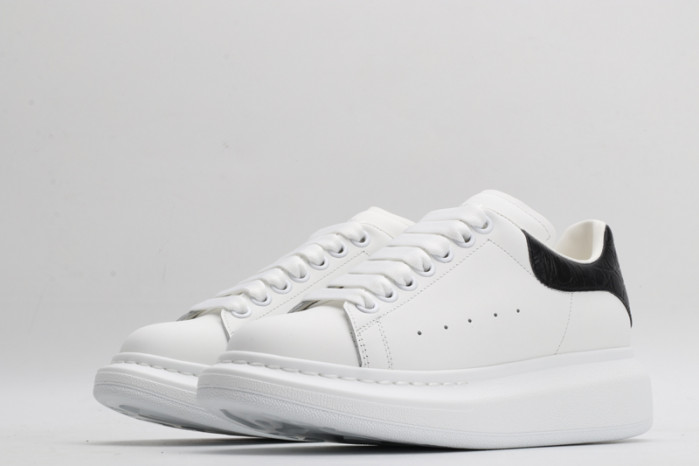 Alexander McQueen sneaker