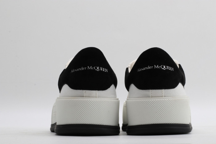 Alexander McQueen sole sneakers black