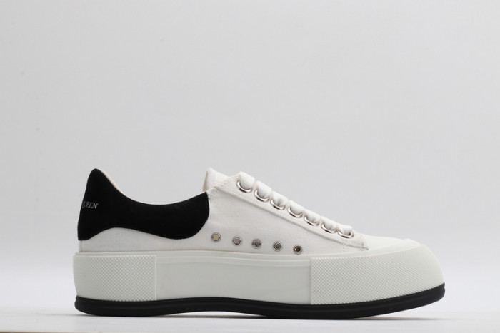 Alexander McQueen sole sneakers black