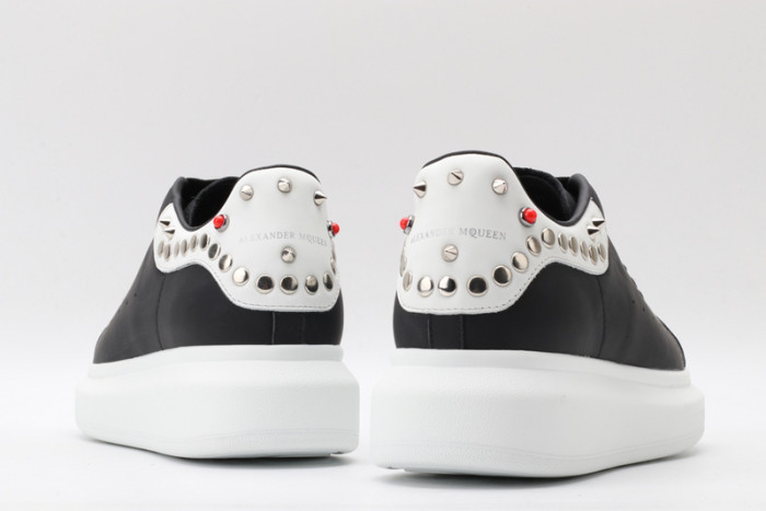 Alexander McQueen sneaker