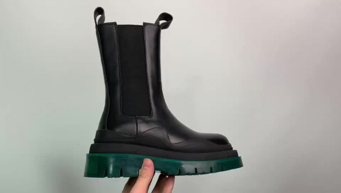 BOTTEGA VENETA SNEAKER