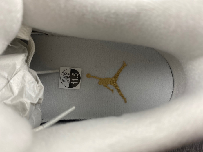 Air Jordan 4 “Metallic Gold” AQ9129-170