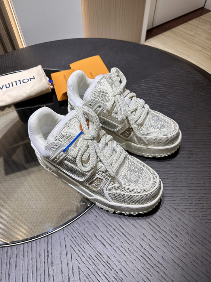 L&V SNEAKERS