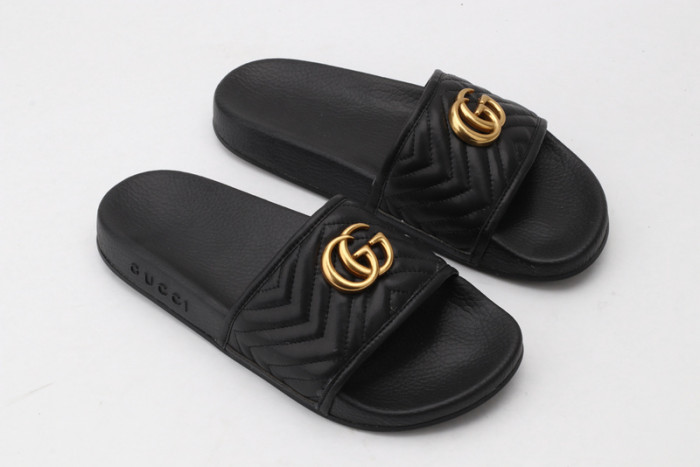 G DESIGNER SLIPPERS