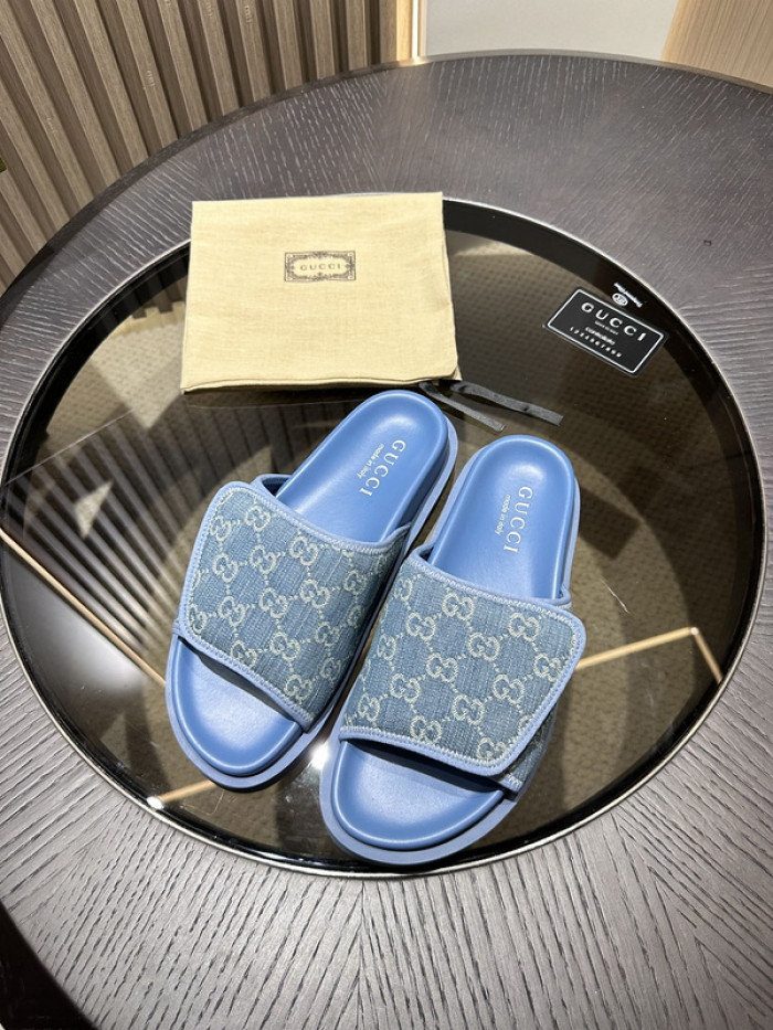 G DESIGNER SLIPPERS