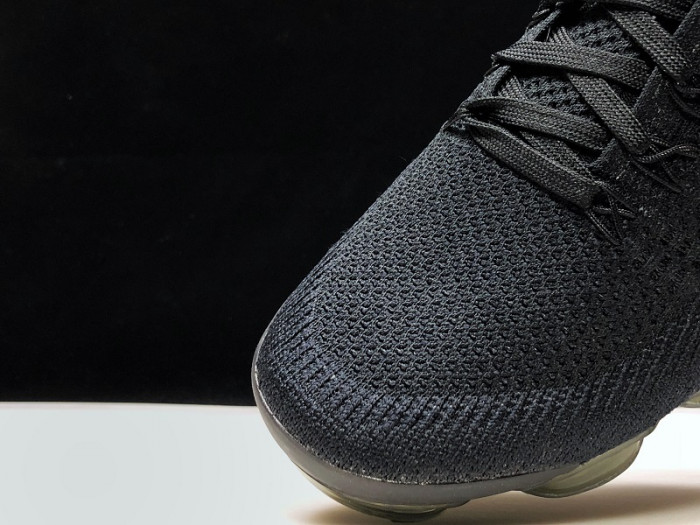 Air VaporMax 2 Black White 942842-001