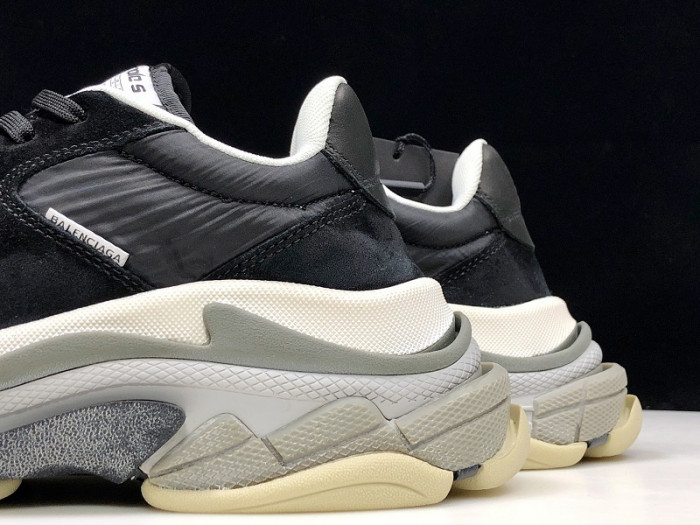 BLEN Triple S Black Burgundy 514008 W09S1 1058