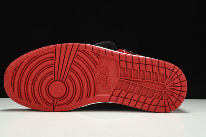 AIR JORDAN 1 BRED PATENT LEATHER 555088-063