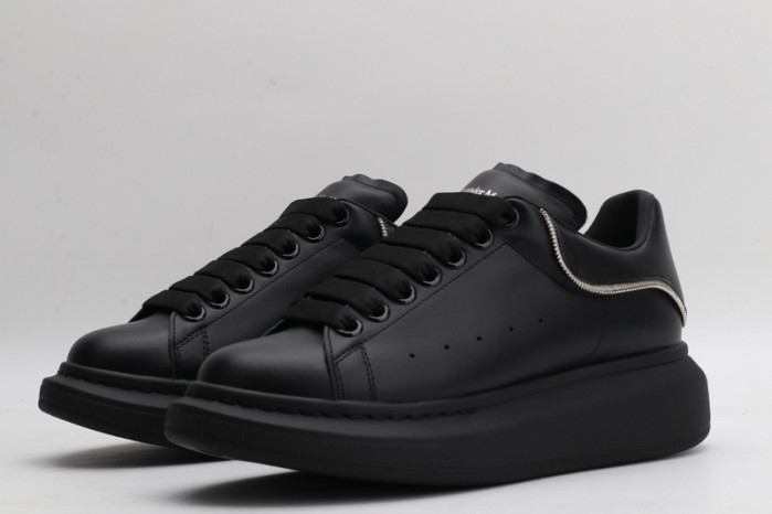 Alexander McQueen sneaker