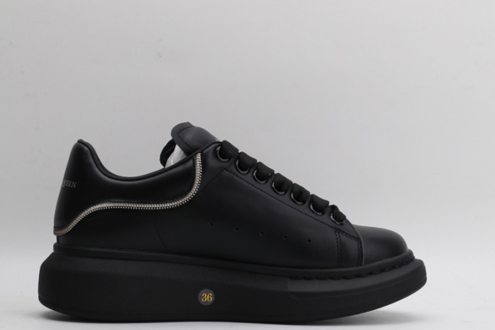 Alexander McQueen sneaker