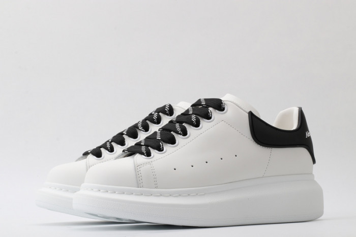Alexander McQueen sneaker