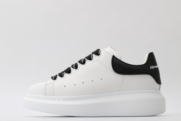 Alexander McQueen sneaker