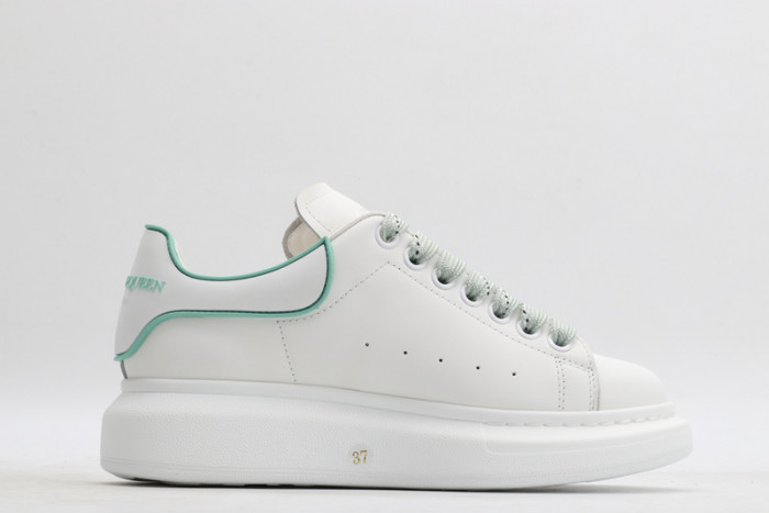 Alexander McQueen sneaker
