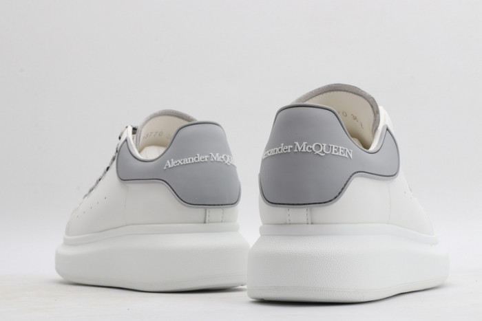 Alexander McQueen sneaker