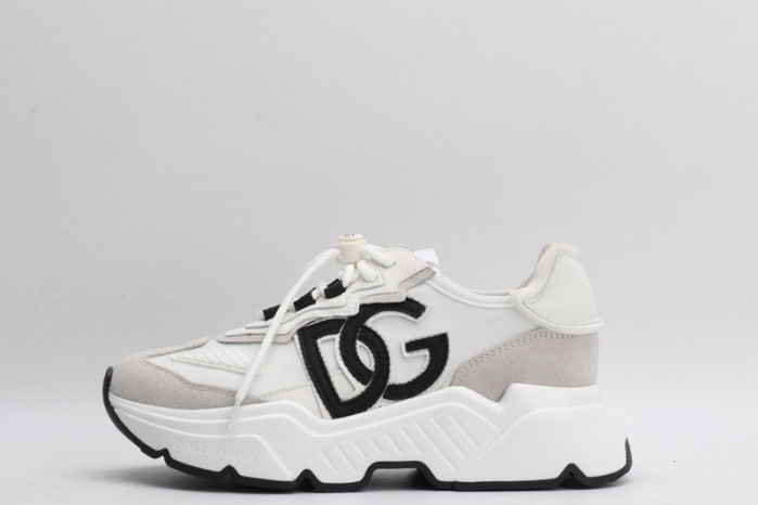 DG sneaker