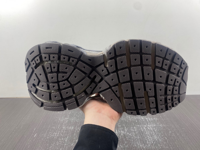 BLEN Phantom Sneaker 778698 W3XLL 2097