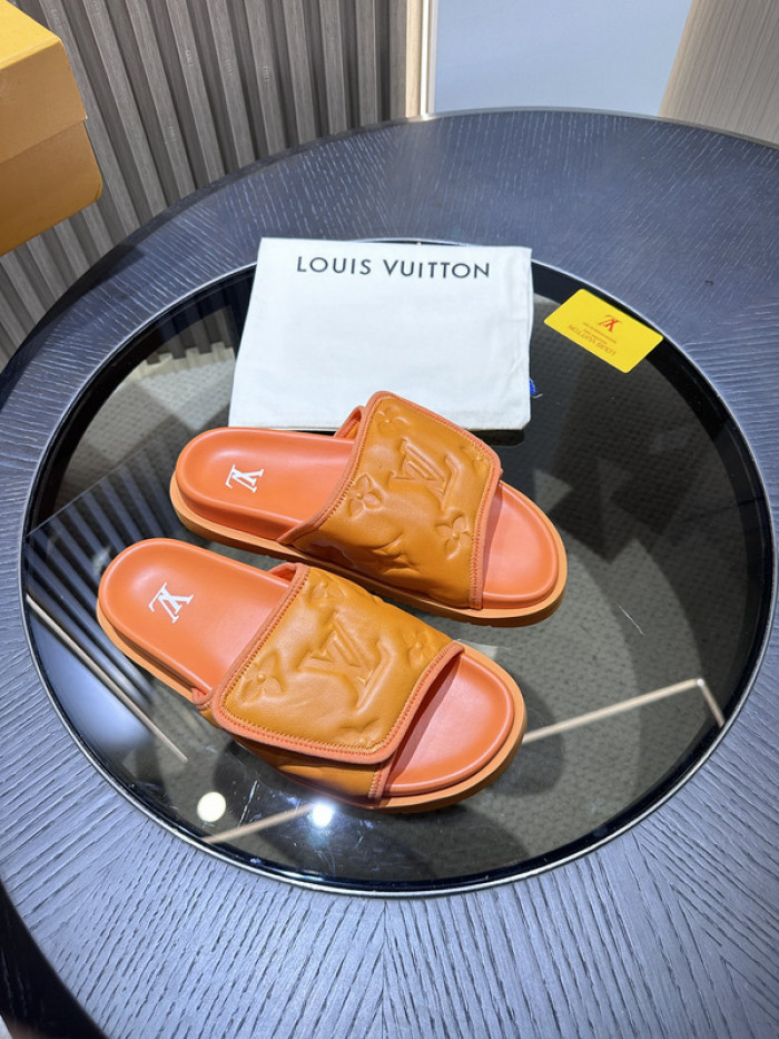 L&V SLIPPERS