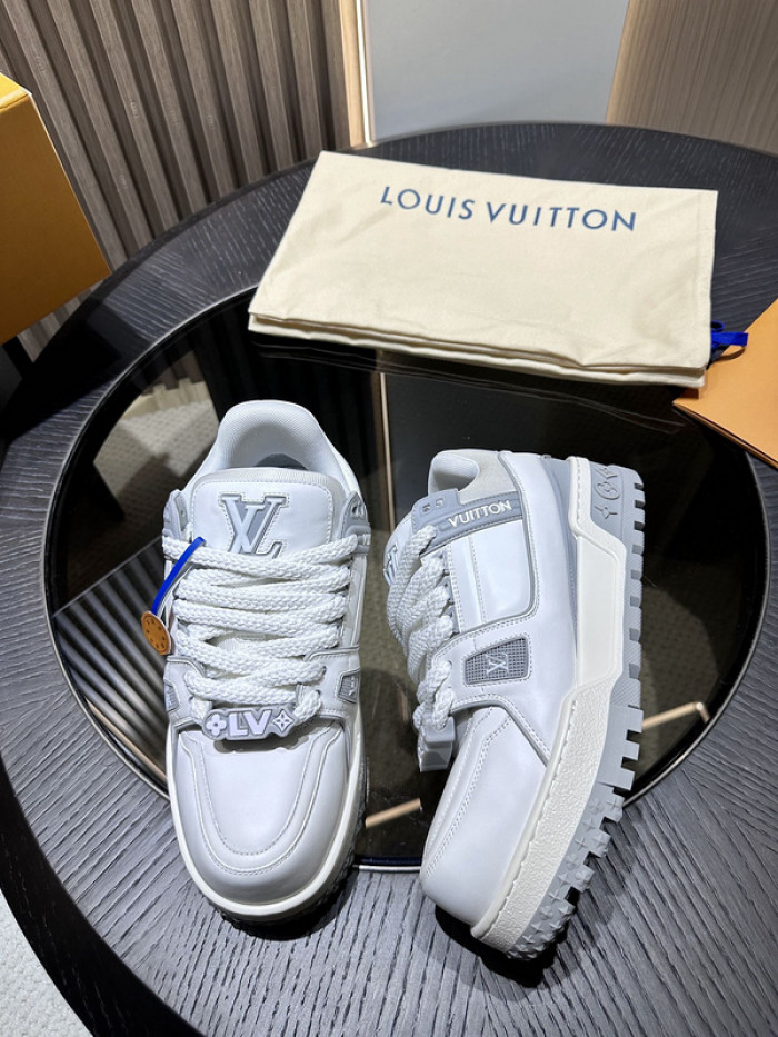 L&V SNEAKERS