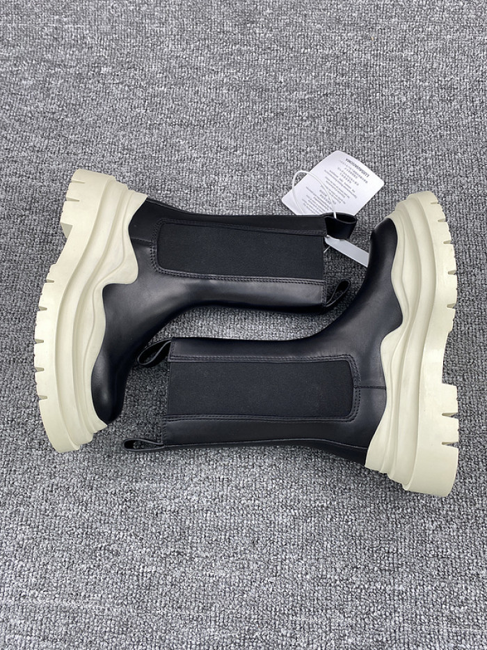 BOTTEGA VENETA SNEAKER