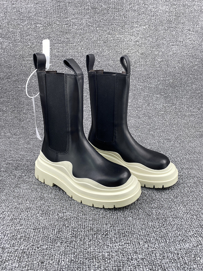 BOTTEGA VENETA SNEAKER