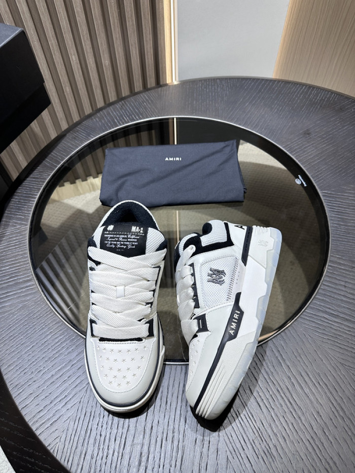 AM1R1 SNEAKERS