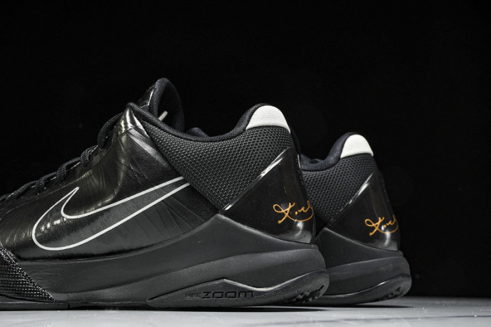Nike Zoom Kobe V (5) ‘Blackout 386430-003