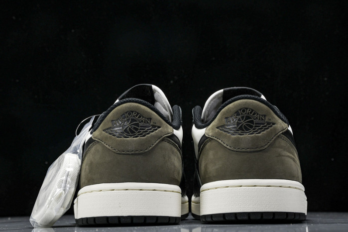 Air Jordan 1 Low OG “Mocha” CZ0790-102