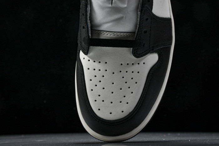 Air Jordan 1 Low OG “Mocha” CZ0790-102