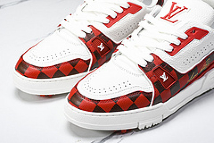 L&V SNEAKERS
