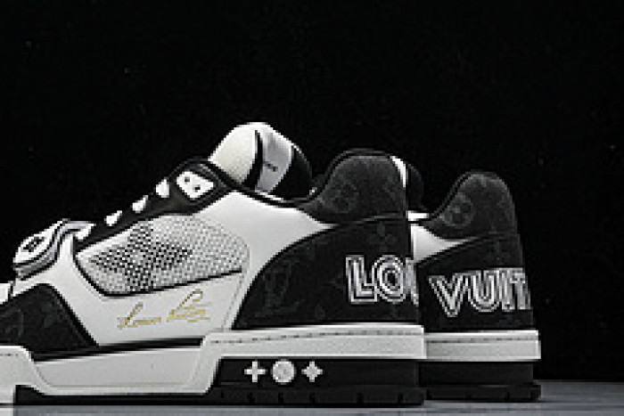 L&V SNEAKERS