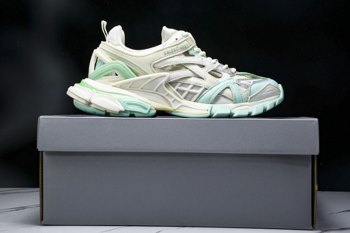 BLEN Track W3AE2 3911