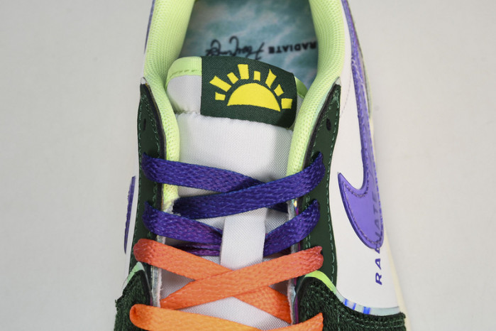 Air Jordan 1 Low OG“Doernbecher” FD9665-351