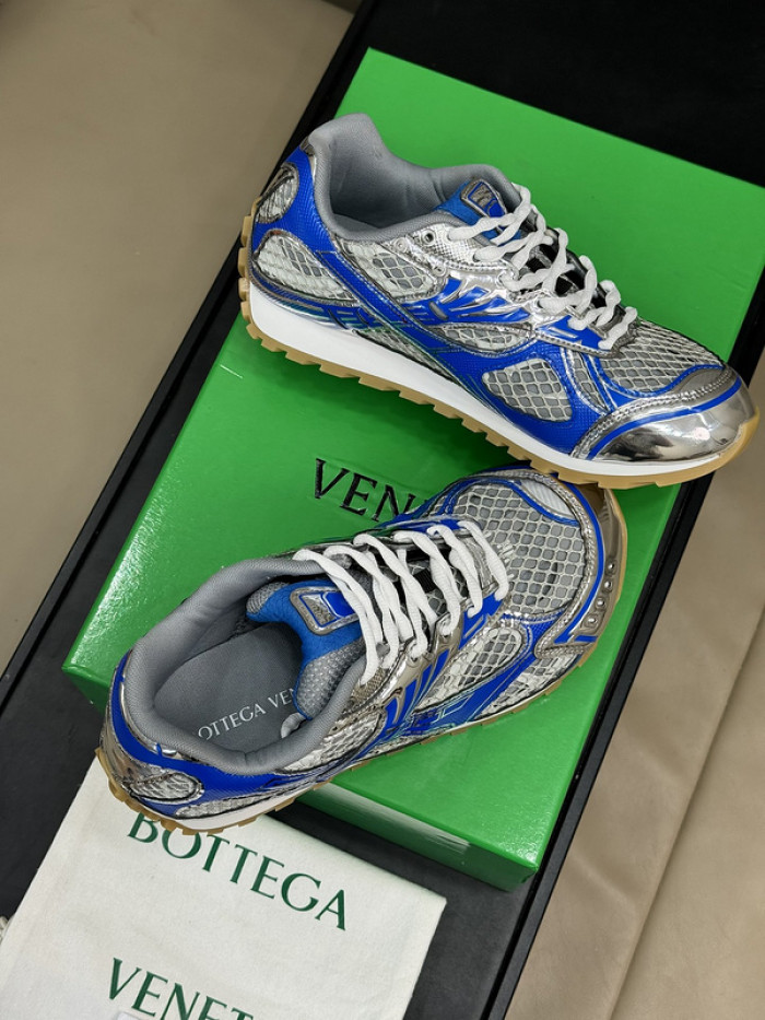 Bo*te*ga ve*ne*ta sneaker