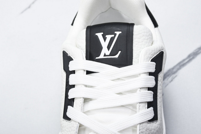L&V SNEAKERS