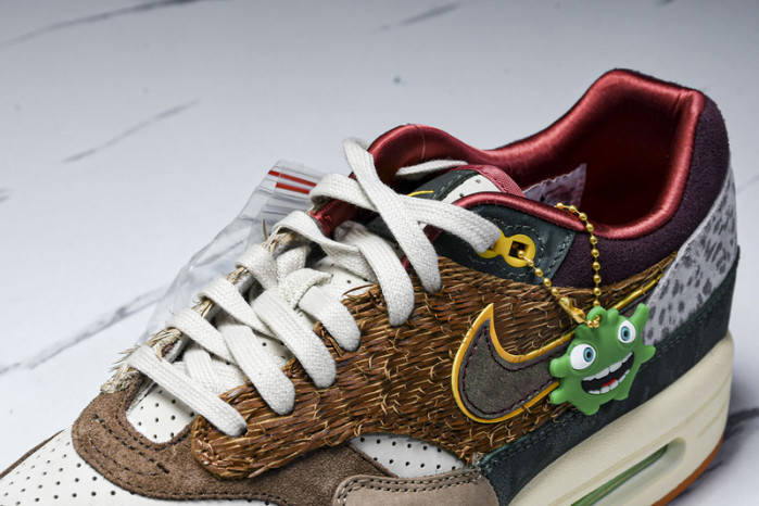 Division Street x Nike Air Max 1 "Oregon Ducks” HQ2639-100