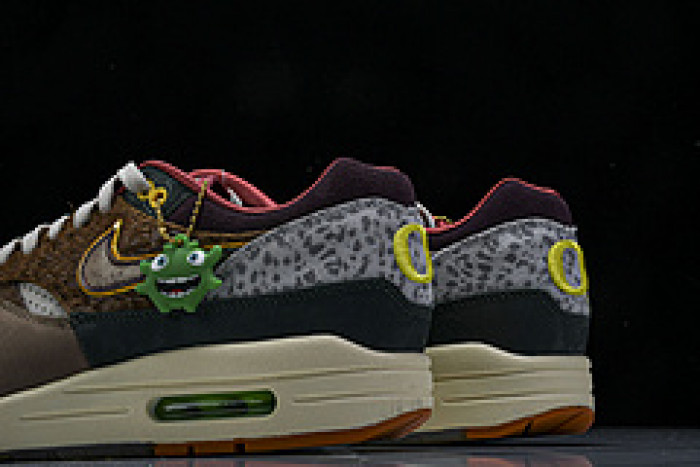 Division Street x Nike Air Max 1 "Oregon Ducks” HQ2639-100