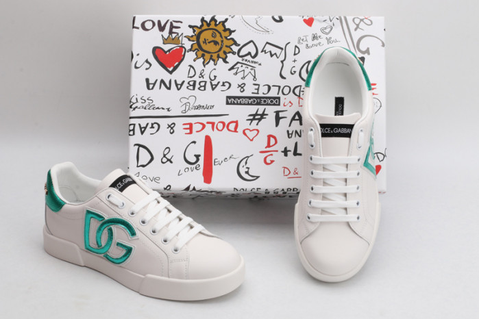 DG sneaker