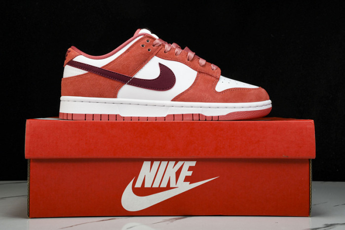 NIKE DUNK LOW VDAY FQ7056 100