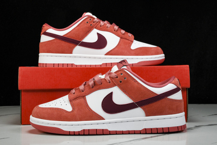 NIKE DUNK LOW VDAY FQ7056 100