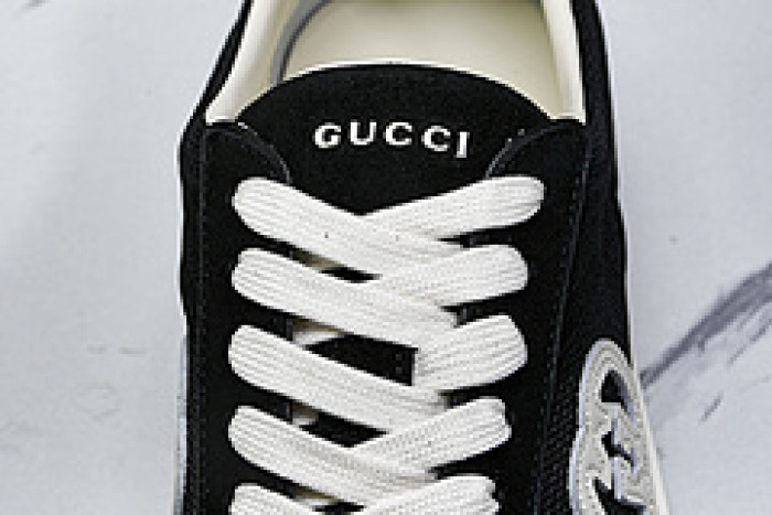 G*u*i sneaker