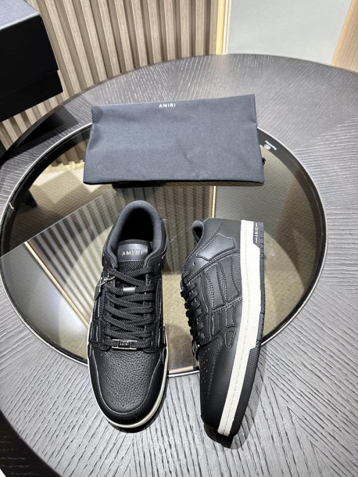 AM1R1 SNEAKERS