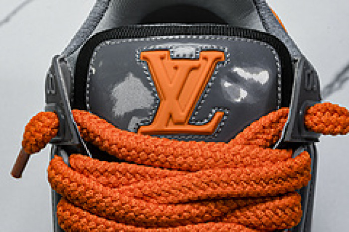 L&V SNEAKERS
